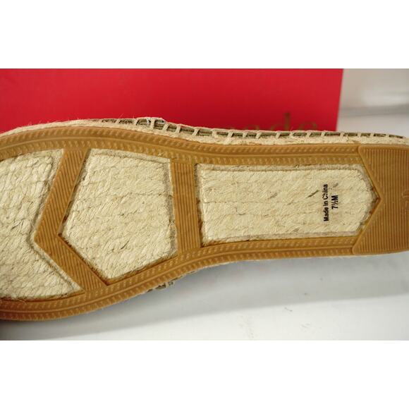 Kate Spade Leonia White Cut Out Perforated Woven Espadrille Flat SZ 7.5 NIB - Picture 10 of 10